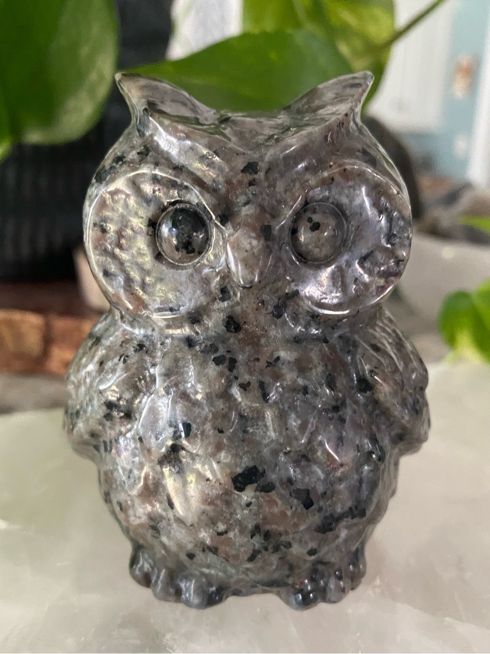 🦉✨ Yooperlite Owl Carving — 3 Inches Tall 💚💜
